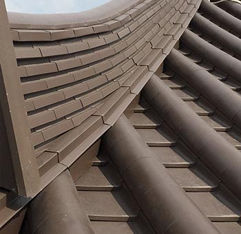 建築屋瓦細節 - 高品質平板瓦