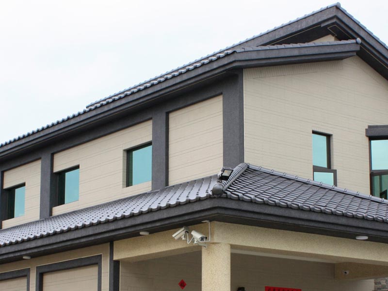 高品質屋頂瓦施工 - 屋瓦維修與屋頂檢查服務