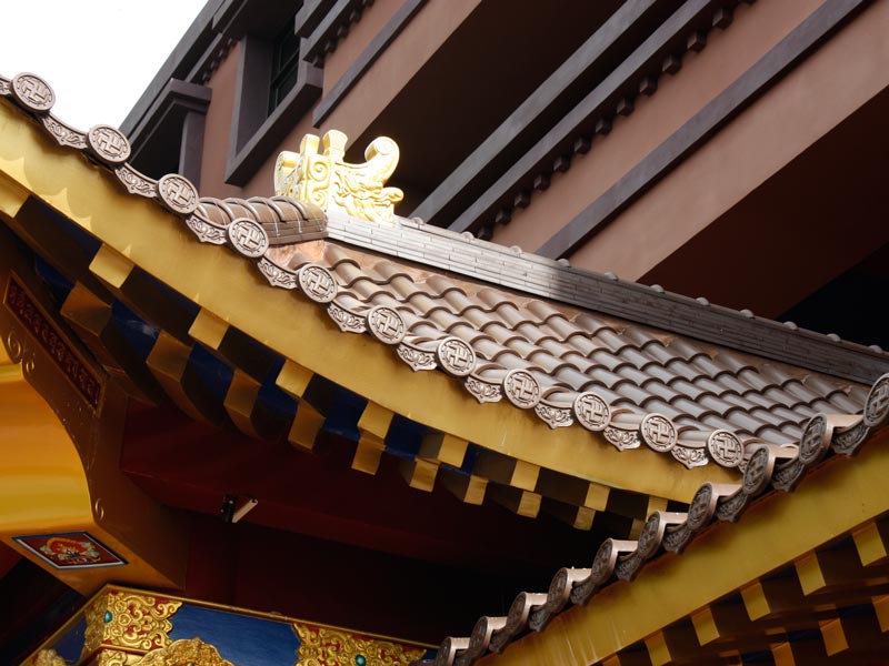 深棕色 S 型瓦 - 高品質屋瓦供應商