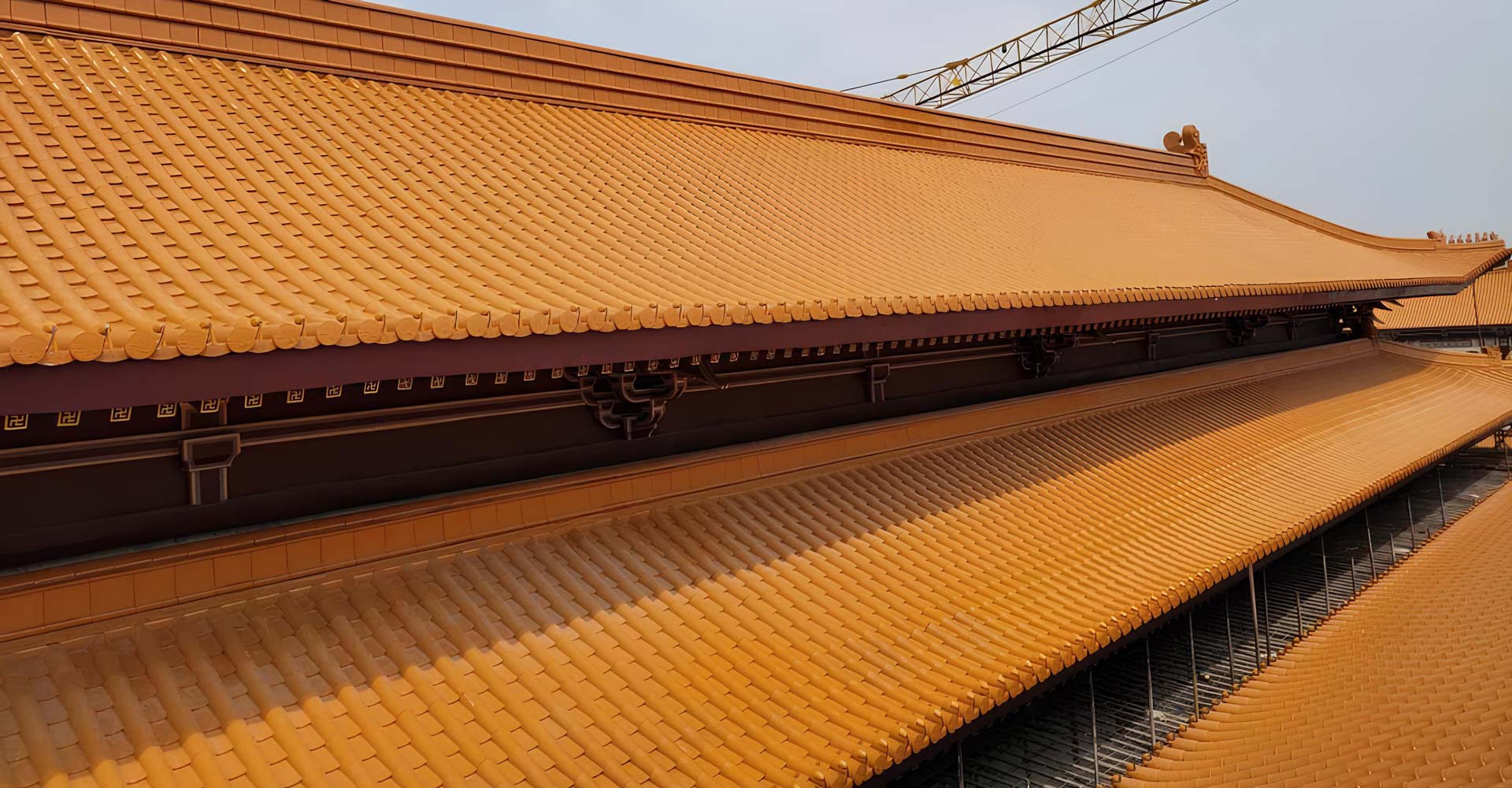 互茂工程 飛鳥瓦 - 傳統屋瓦工藝與亮麗建築色彩