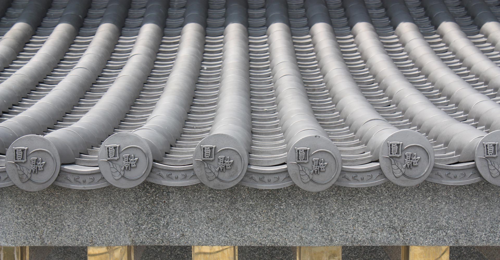 傳統屋瓦與現代屋瓦工程 - 互茂專業技術團隊