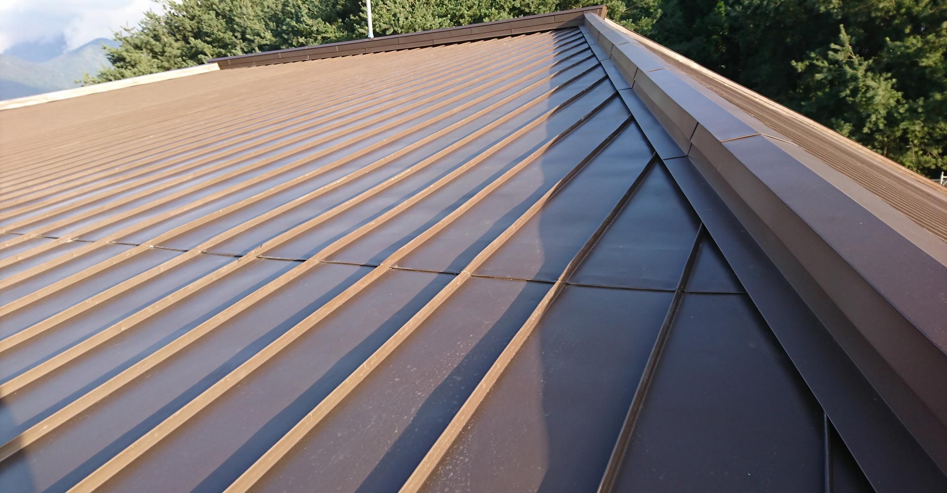 專業屋瓦施工 - 鈦鋅板屋瓦工程